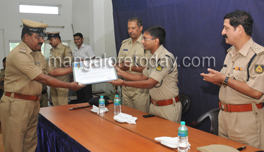 Mangalore: SP Abhishek Goyal confers Excellence Awards on 53 police personnel